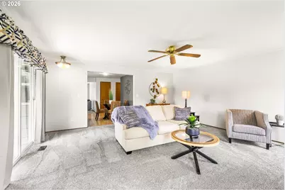 15245 SE Market Ct, Portland, OR 97233 - Photo 15