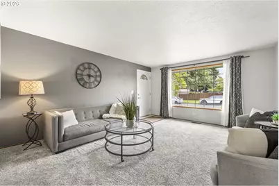 15245 SE Market Ct, Portland, OR 97233 - Photo 5