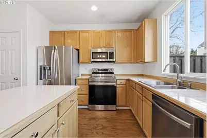 18529 SW Cascade Dr, Beaverton, OR 97003 - Photo 13