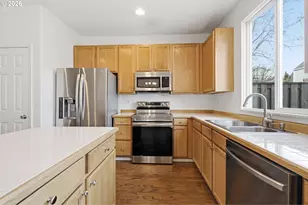 18529 SW Cascade Dr, Beaverton, OR 97003 - Photo 13