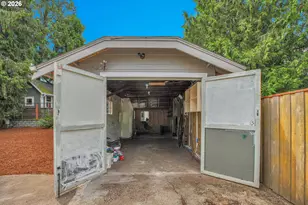 244 NE Buffalo St, Portland, OR 97211 - Photo 23