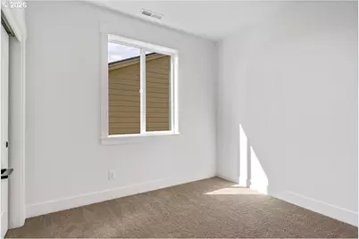 851 W Washington St, Carlton, OR 97111 - Photo 25