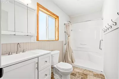 38775 Golden Valley Dr, Lebanon, OR 97355 - Photo 7