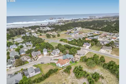 2927 Ruby Ct, Bandon, OR 97411 - Photo 35