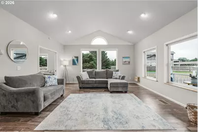 2927 Ruby Ct, Bandon, OR 97411 - Photo 5