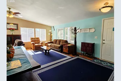 96465 Coverdell Rd #8, Brookings, OR 97415 - Photo 9