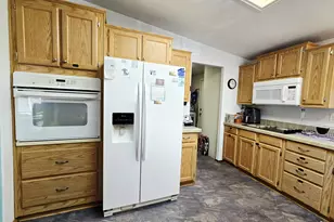 96465 Coverdell Rd, Brookings, OR 97415 - Photo 19