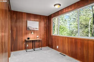 195 Coachman Dr, Eugene, OR 97405 - Photo 13