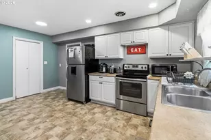 1159 19th Ave, Longview, WA 98632 - Photo 15