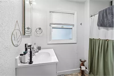 1159 19th Ave, Longview, WA 98632 - Photo 21