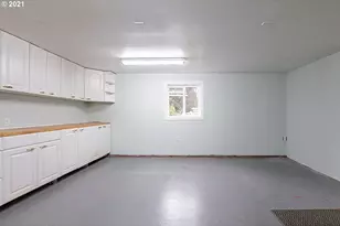 12020 SW Burlheights St, Portland, OR 97223 - Photo 33