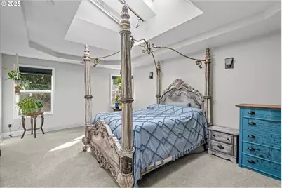 12020 SW Burlheights St, Portland, OR 97223 - Photo 17