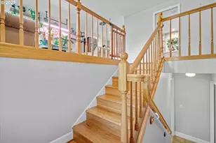 12020 SW Burlheights St, Portland, OR 97223 - Photo 5