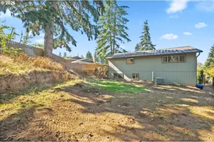 950 NE Edgehill Dr, Estacada, OR 97023 - Photo 17