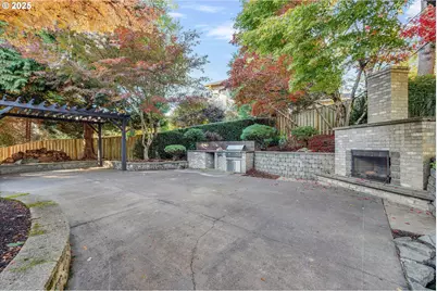 3900 Edgewood Ct, West Linn, OR 97068 - Photo 37