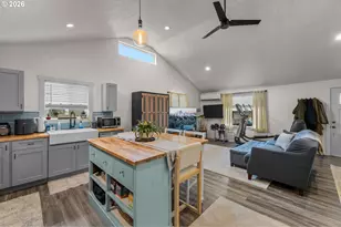 242 NW 1st Ave, John Day, OR 97845 - Photo 27