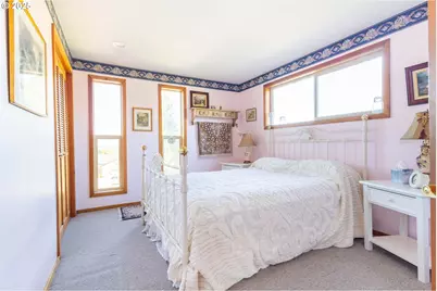 1902 Highland Dr, La Grande, OR 97850 - Photo 37