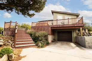 1902 Highland Dr, La Grande, OR 97850 - Photo 9