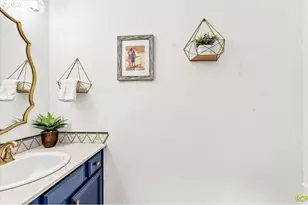 2575 NW Byrne Terrace, Portland, OR 97229 - Photo 5