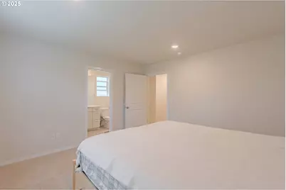 10404 NE 46th St, Vancouver, WA 98682 - Photo 23