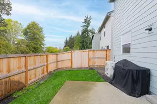 10404 NE 46th St, Vancouver, WA 98682 - Photo 33