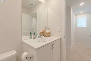 10404 NE 46th St, Vancouver, WA 98682 - Photo 31