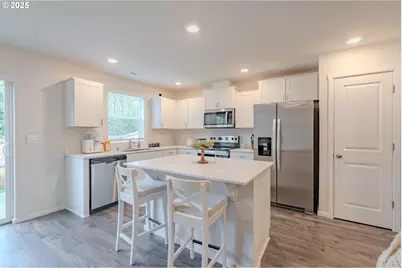 10404 NE 46th St, Vancouver, WA 98682 - Photo 11