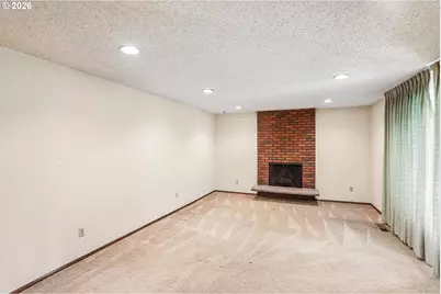 9637 SW 62nd Ave, Portland, OR 97219 - Photo 3