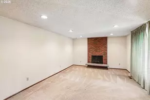 9637 SW 62nd Ave, Portland, OR 97219 - Photo 3
