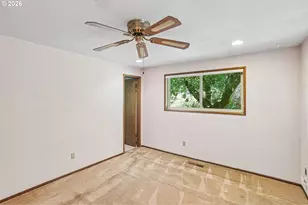 9637 SW 62nd Ave, Portland, OR 97219 - Photo 17