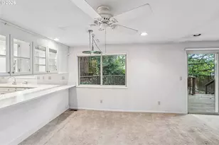 9637 SW 62nd Ave, Portland, OR 97219 - Photo 9