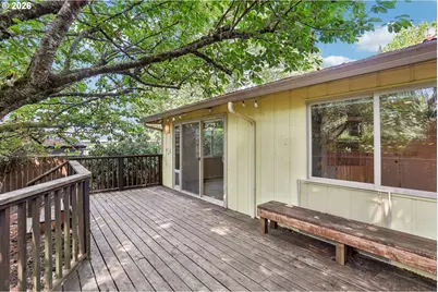 9637 SW 62nd Ave, Portland, OR 97219 - Photo 23