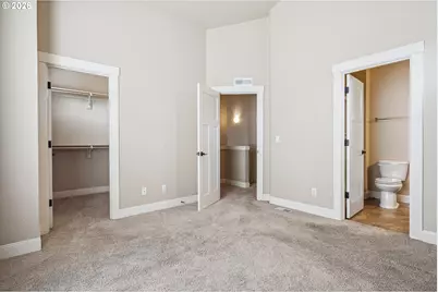 14323 SW Burlwood Ln, Beaverton, OR 97005 - Photo 25