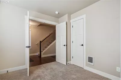 14323 SW Burlwood Ln, Beaverton, OR 97005 - Photo 35