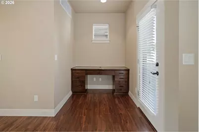 14323 SW Burlwood Ln, Beaverton, OR 97005 - Photo 11