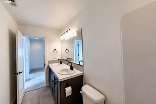 948 NE 17th Ave, Canby, OR 97013 - Photo 37