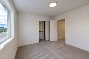 948 NE 17th Ave, Canby, OR 97013 - Photo 35