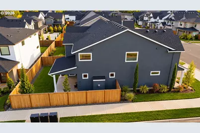 948 NE 17th Ave, Canby, OR 97013 - Photo 5