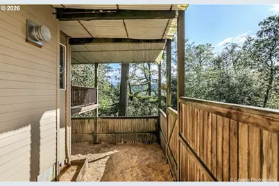 16431 SW Timberland Dr, Beaverton, OR 97007 - Photo 39