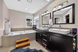 16431 SW Timberland Dr, Beaverton, OR 97007 - Photo 23