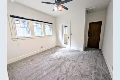 308 Adams Ave, La Grande, OR 97850 - Photo 11