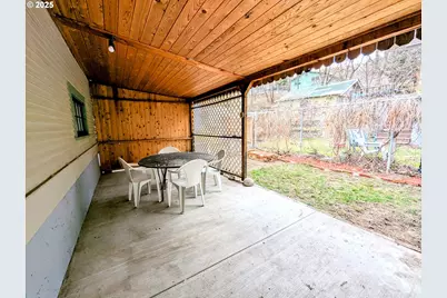 308 Adams Ave, La Grande, OR 97850 - Photo 19
