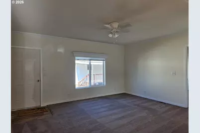 8190 SE Poppy St, Milwaukie, OR 97267 - Photo 5
