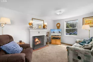6984 NW Finisterre Ave, Yachats, OR 97498 - Photo 11