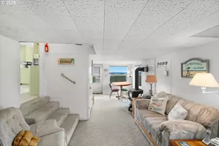 6984 NW Finisterre Ave, Yachats, OR 97498 - Photo 23