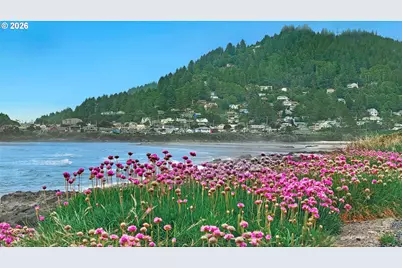 6984 NW Finisterre Ave, Yachats, OR 97498 - Photo 47