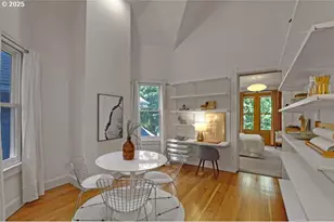 1710 NW Hoyt St, Portland, OR 97209 - Photo 19