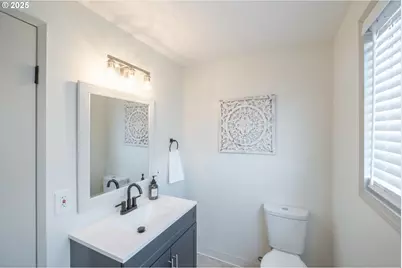 5015 NE Auburn Rd, Salem, OR 97317 - Photo 19