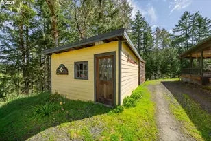 1020 Spooner Ridge Ln, Oakland, OR 97462 - Photo 33