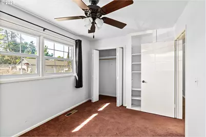 830 S 7th St, Cottage Grove, OR 97424 - Photo 25